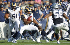 la-sp-rams-preseason-exhibition-dallas-cowboys-rams-coliseum-20160814-snap